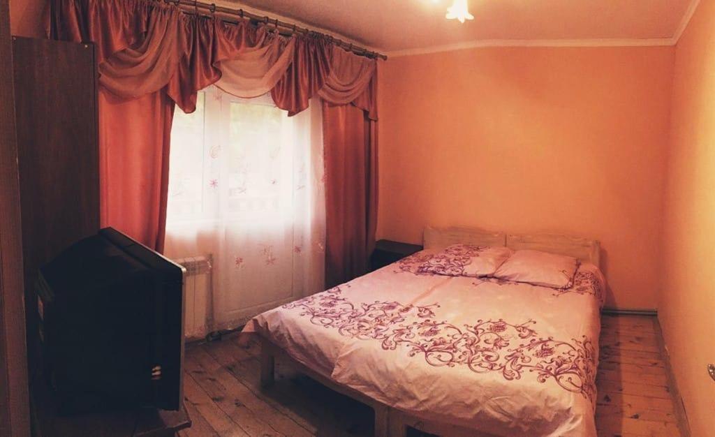 Карпатський Будинок Apartment Izki Bagian luar foto